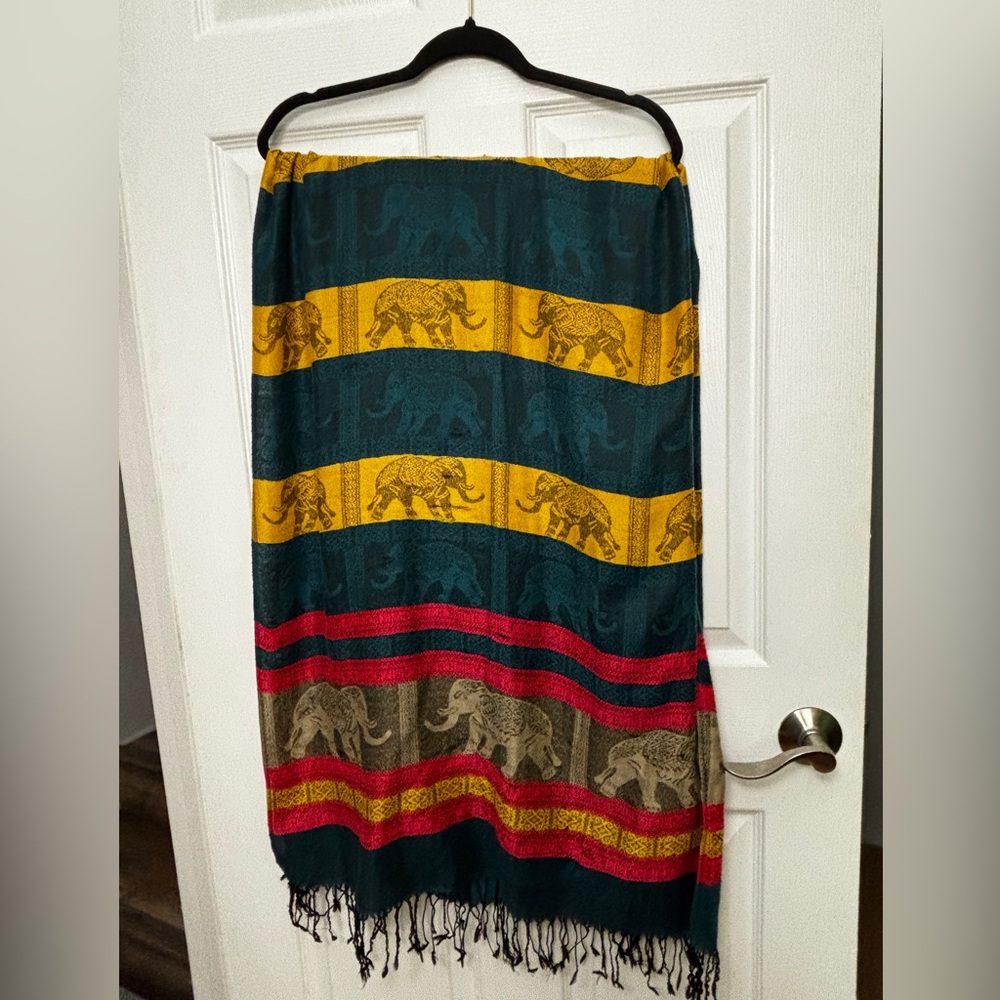 Colorful Pashmina Set (2) - Picture 4 of 6